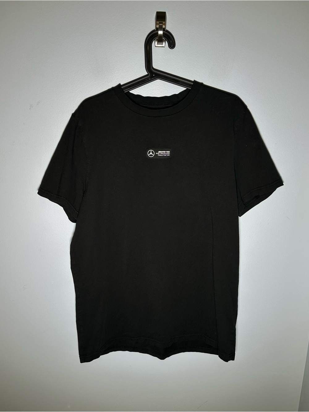 Official Mercedes AMG Petronas F1 Lewis Hamilton 44 Black T-Shirt Size Large